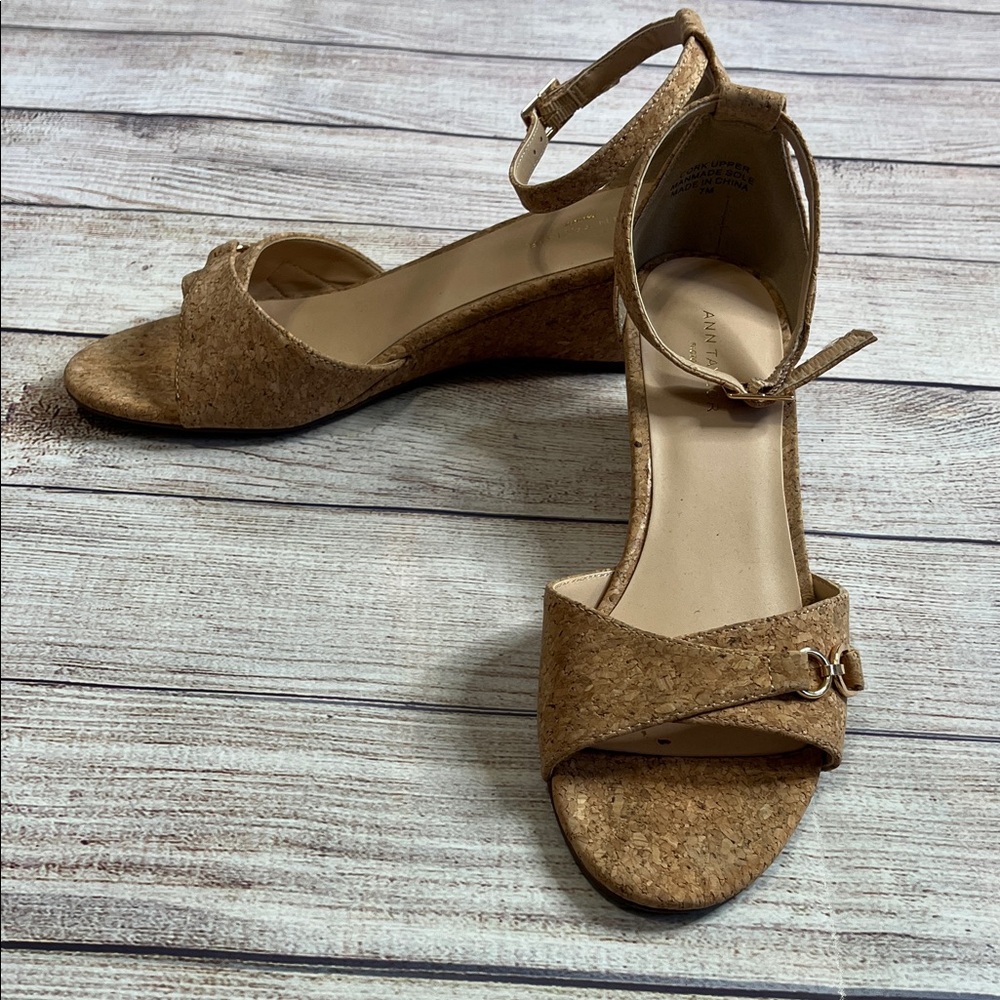 Ann Taylor Cork Wedge Sandals in Tan